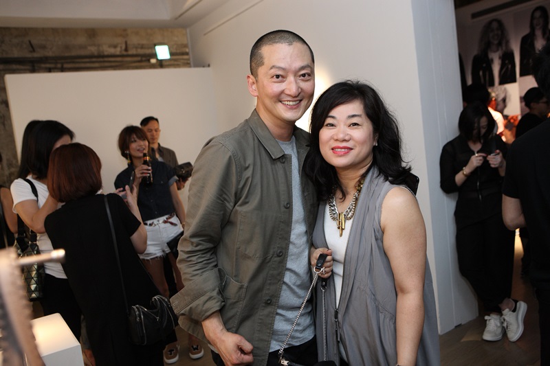 (左)ALLSAINTS Managing Director Asis-Sean Rah與友人