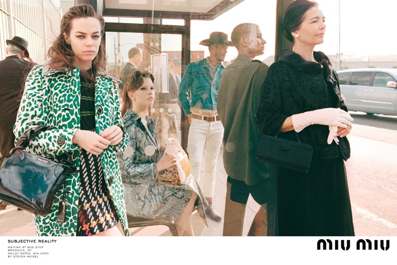 	MIU MIU 2015秋冬女裝廣告

MIU MIU 2015秋冬廣告顯露出未經修飾的洗練與低調風格，由攝影大師Steven Meisel掌鏡拍攝，麥迪森布朗 (Maddison Brown)、海莉蓋茲(Hailey Gates)、米亞高斯(Mia Goth)和史黛西馬汀(Stacy Martin)共同演繹。這組廣告以「主觀現實」命名，每一幅作品又各自有鮮活動人的小標題。看似漫不經心的構圖與透視邏輯中隱藏著高度主觀的視覺角度：行走的路人進入鏡頭，搖下的車窗成為取景框架，行人無意中上演的情境成為片中背景。模特兒與鏡頭對視，大膽的加以挑釁，彷彿攝影師的鏡頭干擾了她的拍攝過程。