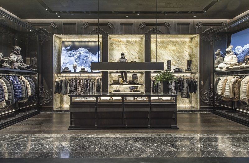 MONCLER台北101旗艦店照