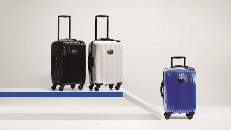 Fairval旅行系列，小型NTD13,900、中型NTD17,200、大型NTD_18,600