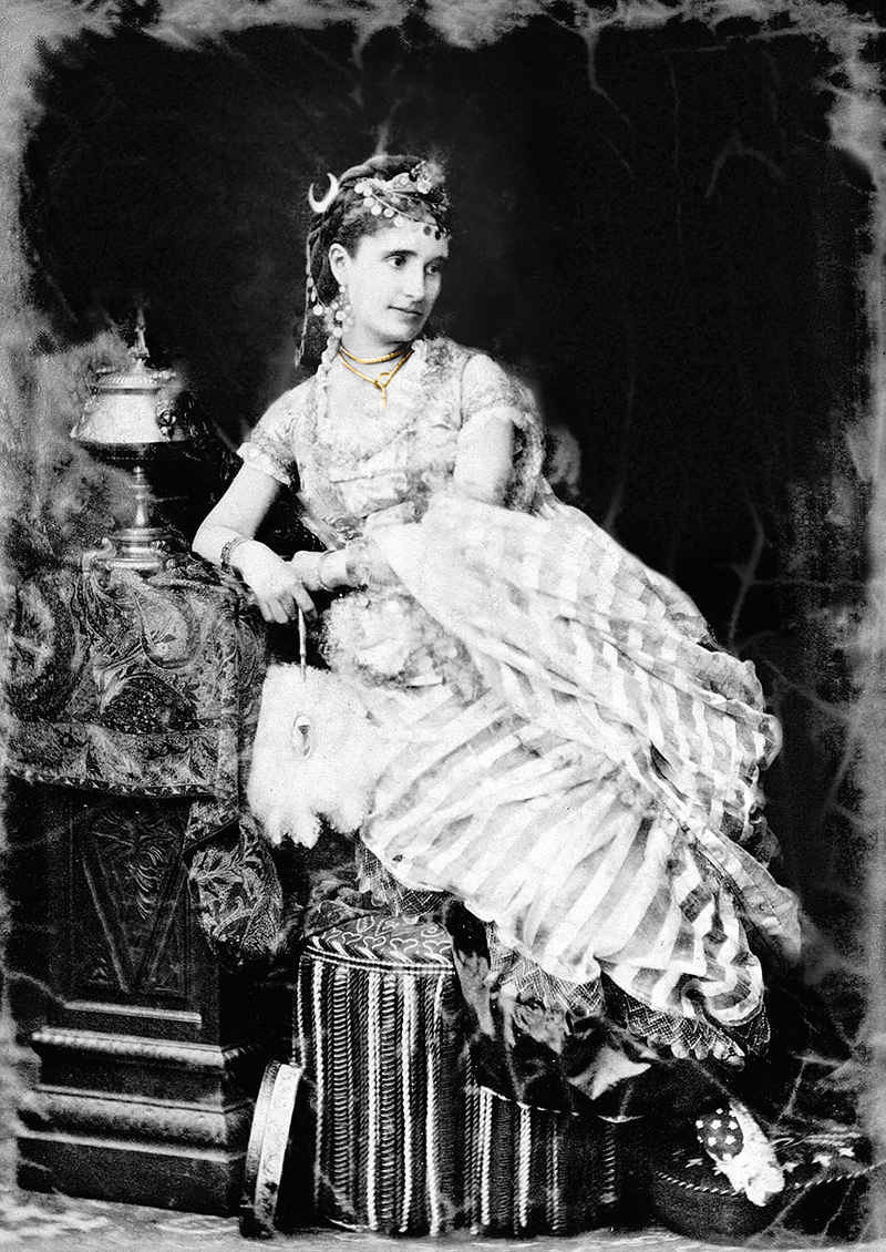 Frédéric Boucheron 妻子，Gabriel女士，配帶 Serpent Boheme蛇形項鍊。