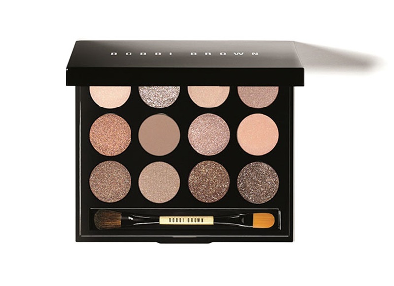 BOBBI BROWN 環遊沙灘眼彩盤／NTD2,600。