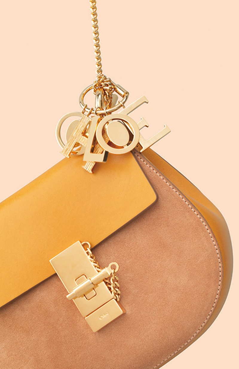Chloé字母吊飾／NTD3,000。