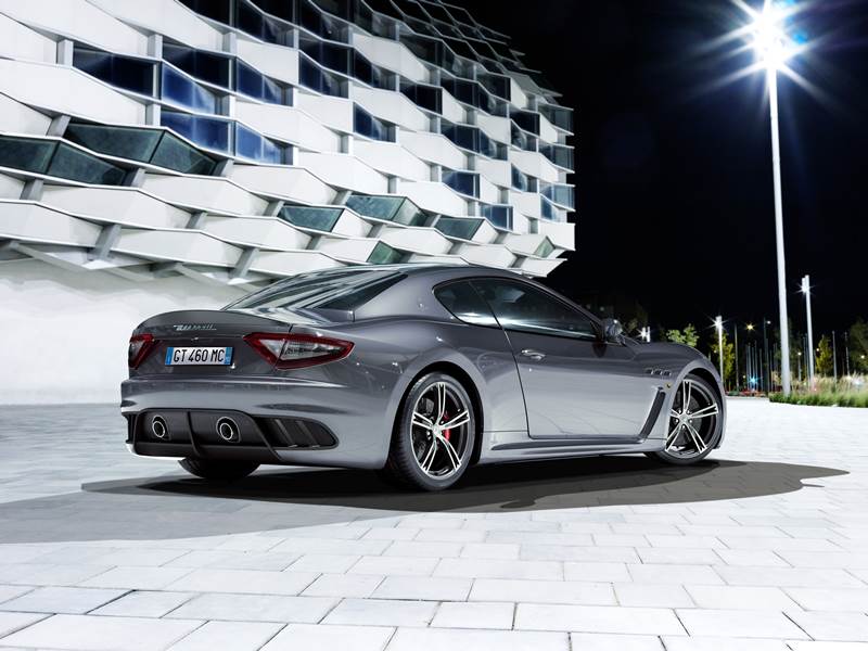 Maserati GranTurismo MC Stradale Trofeo Limited Edition融入賽車競技規格，依舊擁有時尚外型。