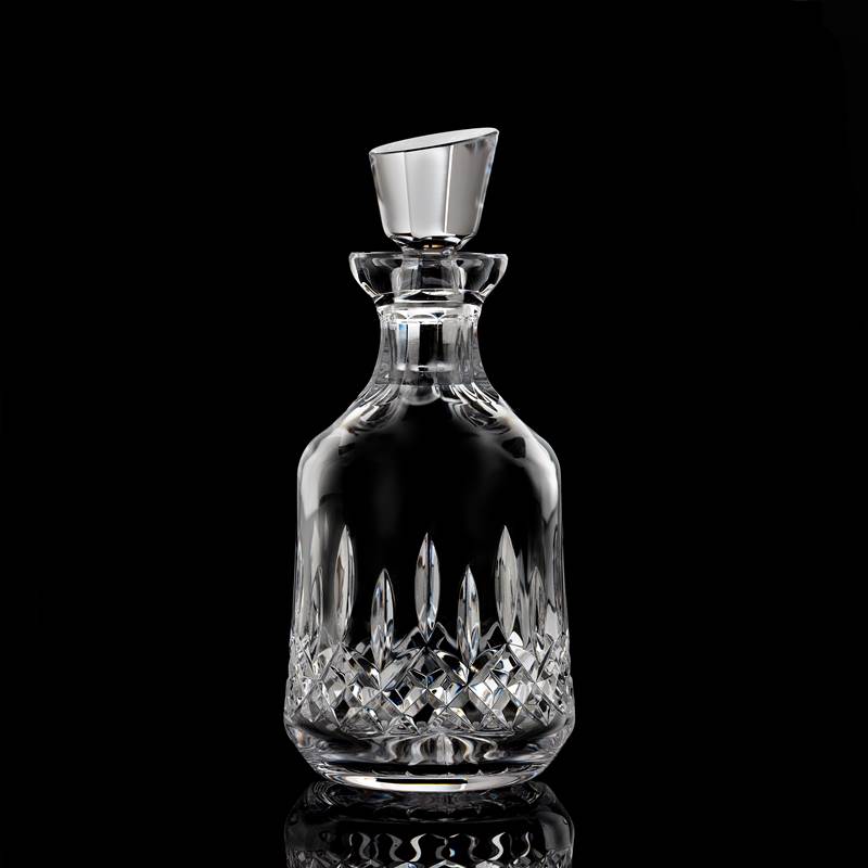 Waterford Lismore行家威士忌系列瓶狀酒瓶。