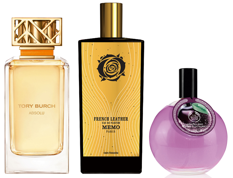 從左至右
TORY BURCH 金緻淡香精／100ml／NTD4,400 前調散發出黑加侖芽與粉紅胡椒的對比香氣，調和鈴蘭柔美的女性風情；中調充滿了豐富花香；尾調結合柔滑檀木細膩溫暖，呈現金色奢華的氣質。

MEMO 法蘭西薔薇之夢／75ml／NTD8,200 獨特的薔薇皮革，猶如巴黎女人的放慢風情，白晝的清純優雅與黑夜的撩人性感，都恰到好處的散發自信，不像皮革過於中性的味道，麂皮香調更增添迷人感性。

THE BODY SHOP 紫梅身體芳香晶露／100ml／NTD1,080 蘊含歐洲紫梅及蘆薈萃取，質地溫和細緻；細緻的天然雲母微粒，使全身肌膚閃耀光澤，散發濃郁甜美的紫梅果香，適合晚宴party、約會場合使用。