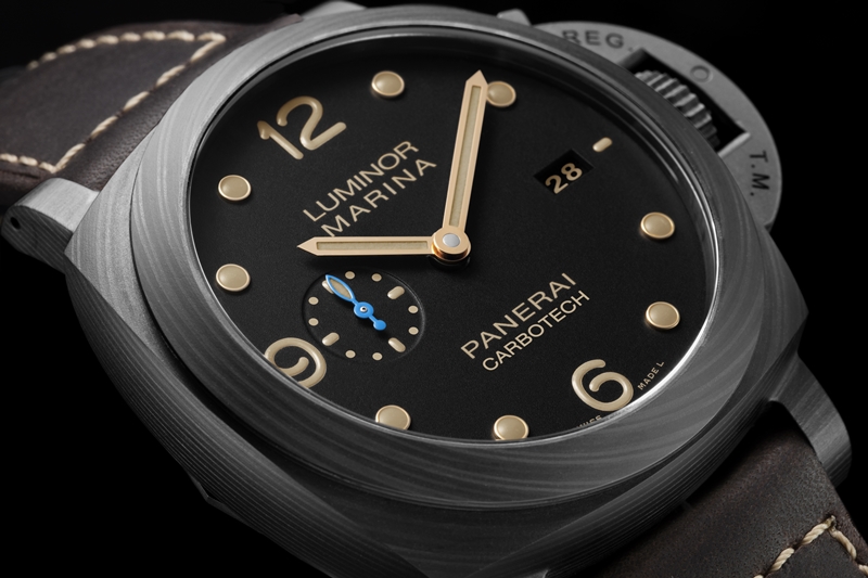 全新Luminor Marina 1950 Carbotech 44毫米3日動力儲存自動碳纖維腕錶。