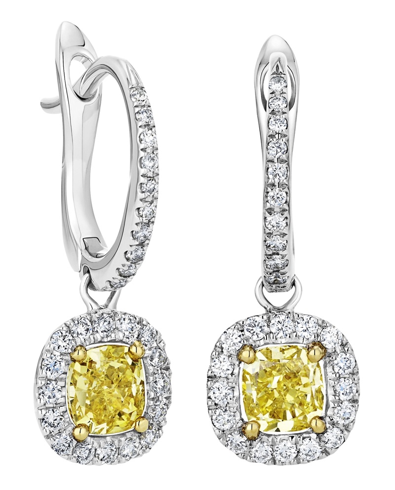 DE BEERS Aura黃鑽耳環／NTD 770,00起。