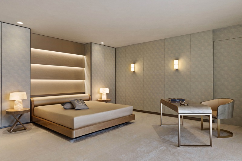 邁阿密的Residences by Armani/Casa以現代化形態重新演繹與城市息息相關的裝飾藝術風格，在六類住宅與各類公共區域和設施方面崇尚五彩繽紛的海洋之色。