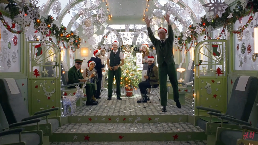 好險這班列車沒殭屍，Wes Anderson獻上暖心時尚聖誕短片