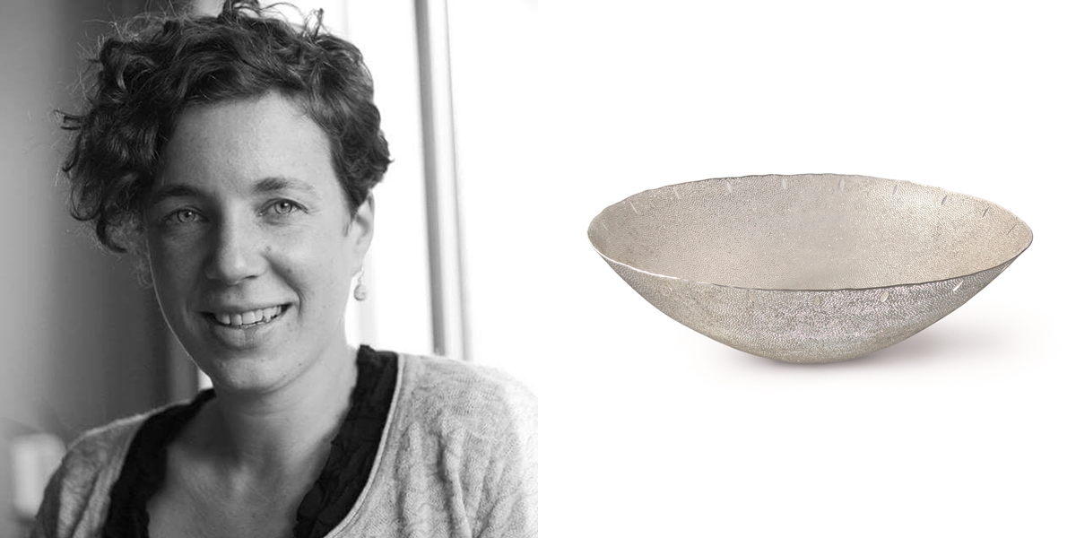 Helena Schepens，比利時
Helena Schepens，1981年出生在安特衛普，在倫敦和安特衛普學習珠寶設計和銀藝，並穿梭兩地至今。
《Ellerbeckia》，純銀，25 x 25 x 8 cm，2010年，結合概念和工藝而成的銀器，注入以精細雕花構成的圖案，為金屬帶來水晶般的精緻外觀，同時創造出意想不到而別具詩意的陰影效果。