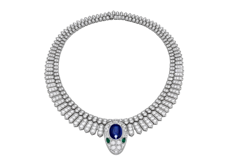 BVLGARI Mediterranean Eden系列，Serpenti Eyes on Me頂級緬甸藍寶石鑲鑽項鍊。