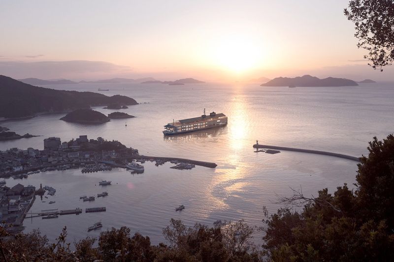 漂浮旅店