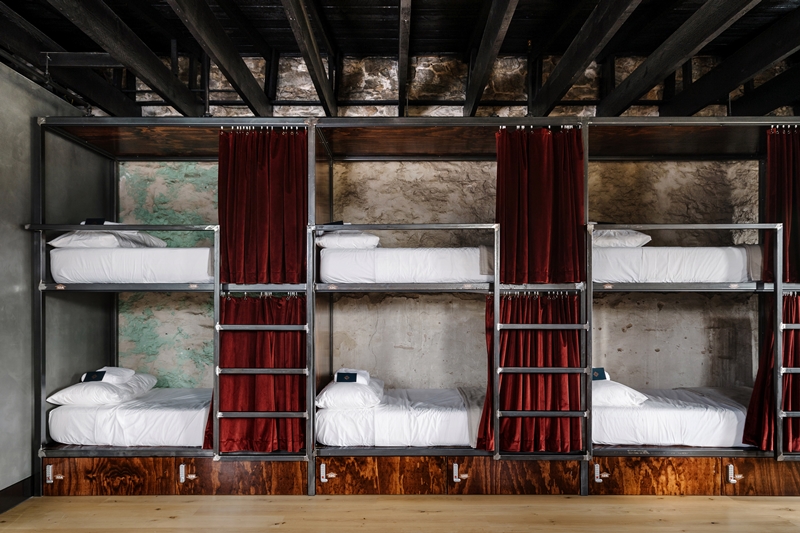 Native Hostel