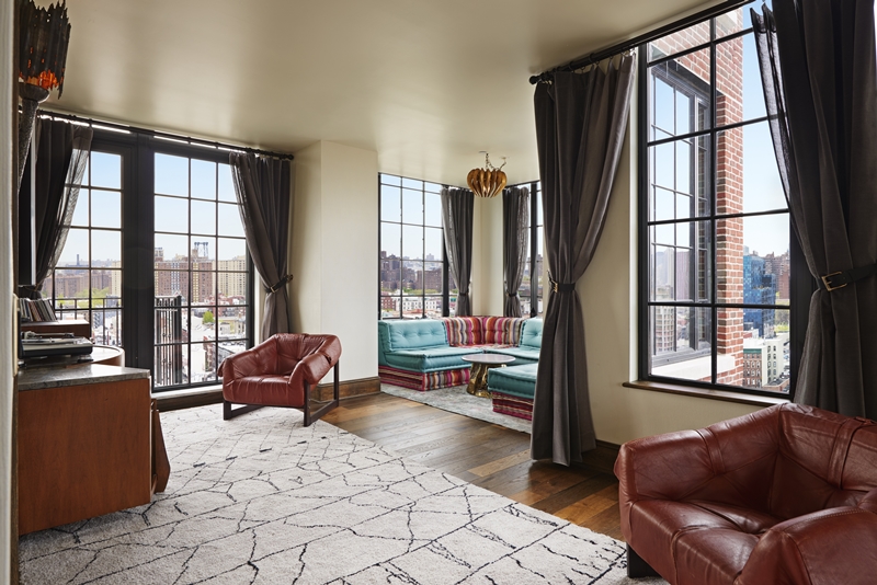 Photo credit is: Annie Schlechter.／The Ludlow Hotel