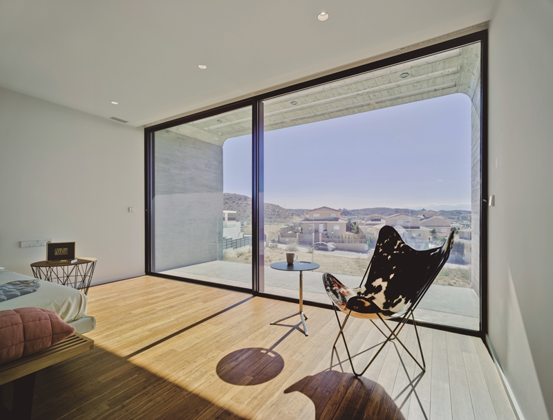 Cross House／Manuel Clavel-Rojo（Clavel Arquitectos）