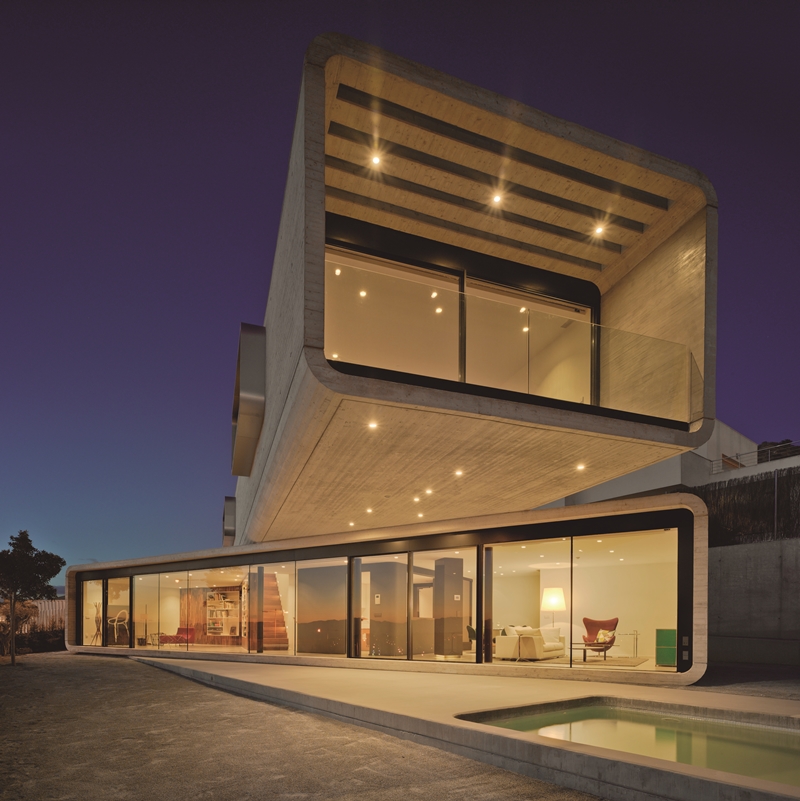 Cross House／Manuel Clavel-Rojo（Clavel Arquitectos）