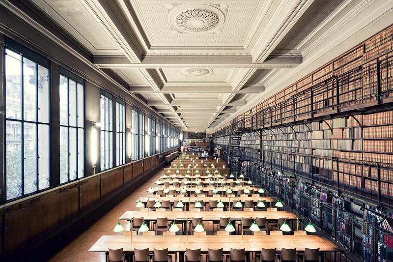 醫學圖書館（Bibliothèque de Médecine），位於法國巴黎。