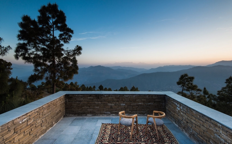 The Kumoan hotel／Photography is by Akshay Sharma.