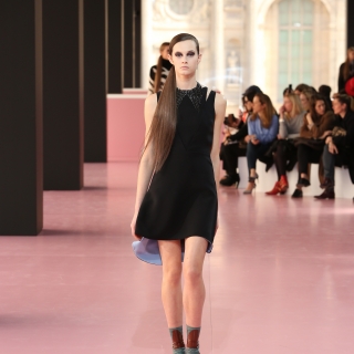 2015 巴黎時裝周 Dior大膽展現野性女人魅力