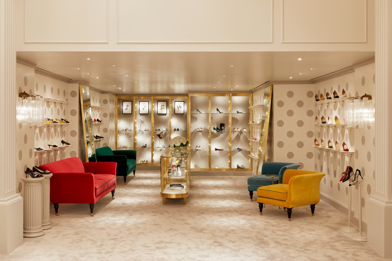 MANOLO BLAHNIK 重返紐約麥迪遜大道開設旗艦店！