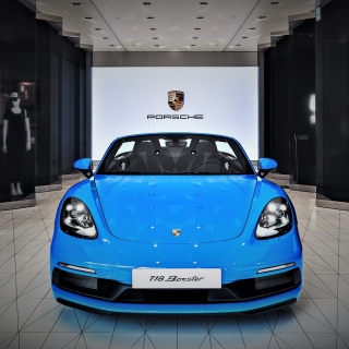 青鯊藍的疾速魅影  限量紀念款Porsche 718...