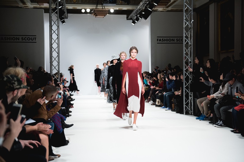 APUJAN AW15秋冬時裝秀現場