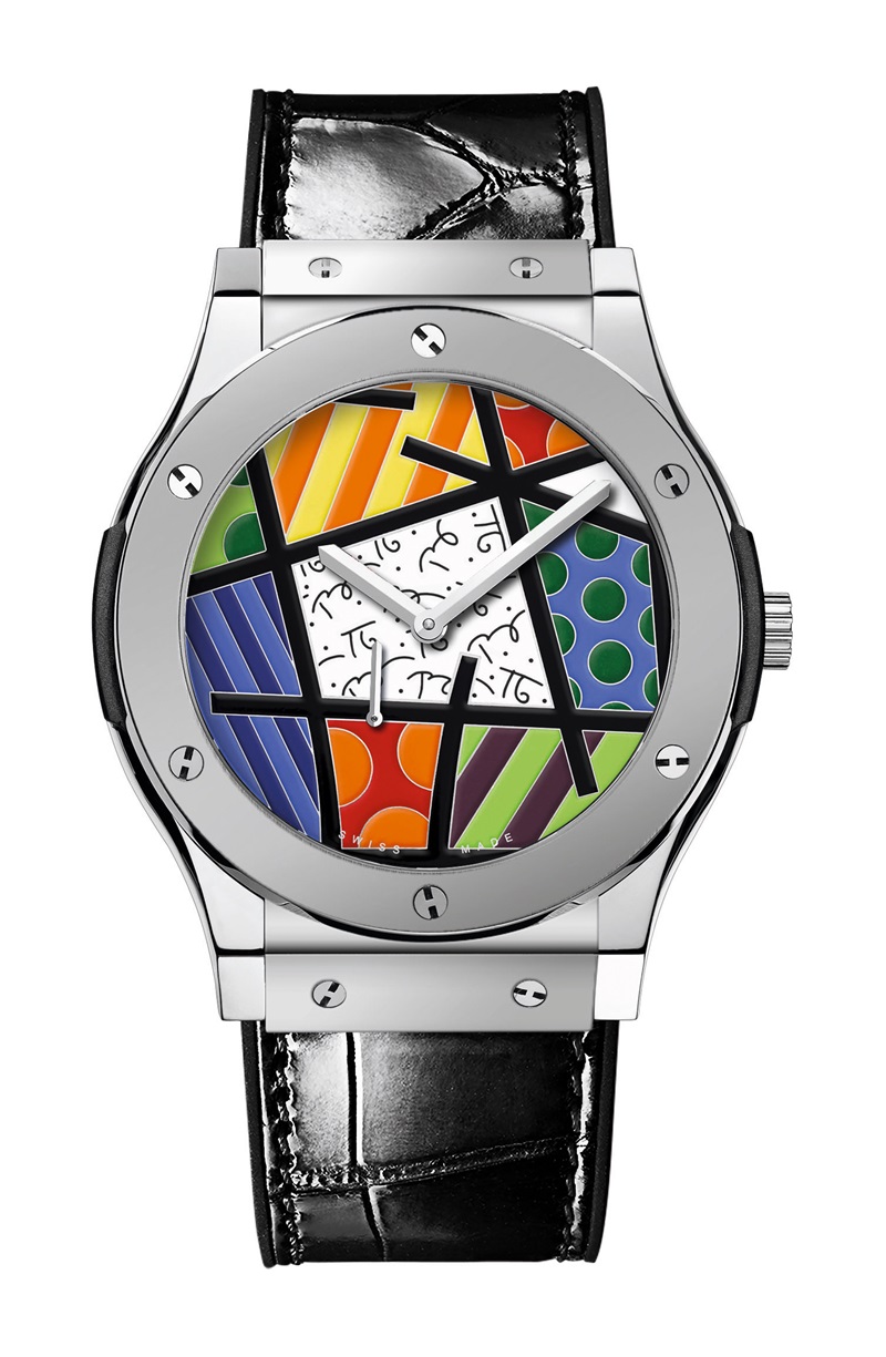 5.Classic Fusion Enamel Britto 完美呈現巴西藝術家Romero Britto作品。

傳統工藝“大明火琺瑯”技術和現代普普藝術、立體派藝術於Classic Fusion Enamel Britto合而為一，將巴西藝術家Romero Britto的作品完美呈現。琺瑯大師是技藝卓絕的藝術家，精美描繪、材質性能與溫度控制他們無一不精。首先將琺瑯在研缽中磨碎，再一層一層鋪於錶盤。嚴格遵照Romero Britto選擇丙烯酸顏料的方法調配琺瑯染劑，從色板上250種顏色中挑選出12種不透明色，以800攝氏高溫連續燒製，牢固地附著於金屬之上。在實際燒製過程中，琺瑯以“金屬細線”分成小塊，在製造錶盤的過程中，以微縮技巧重現作品中的精美可謂挑戰重重，共有鉑金與陶瓷兩種版本可供選擇，搭配黑色鱷魚皮錶帶，陶瓷版本限量50只，鉑金版本限量30只。