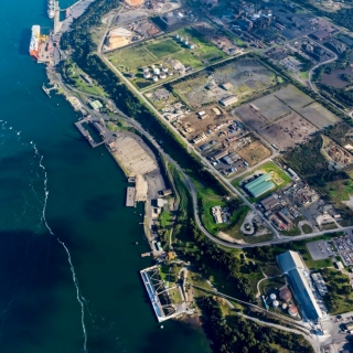 【#Energy】澳洲將建造綠色甲醇發電廠，年產數十萬噸清潔再生能取代化石燃料、...