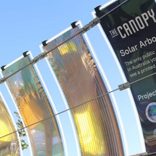 【#Energy】澳洲大學研製3D打印太陽能發電板，極輕薄和優異韌性可輕易捲起覆...
