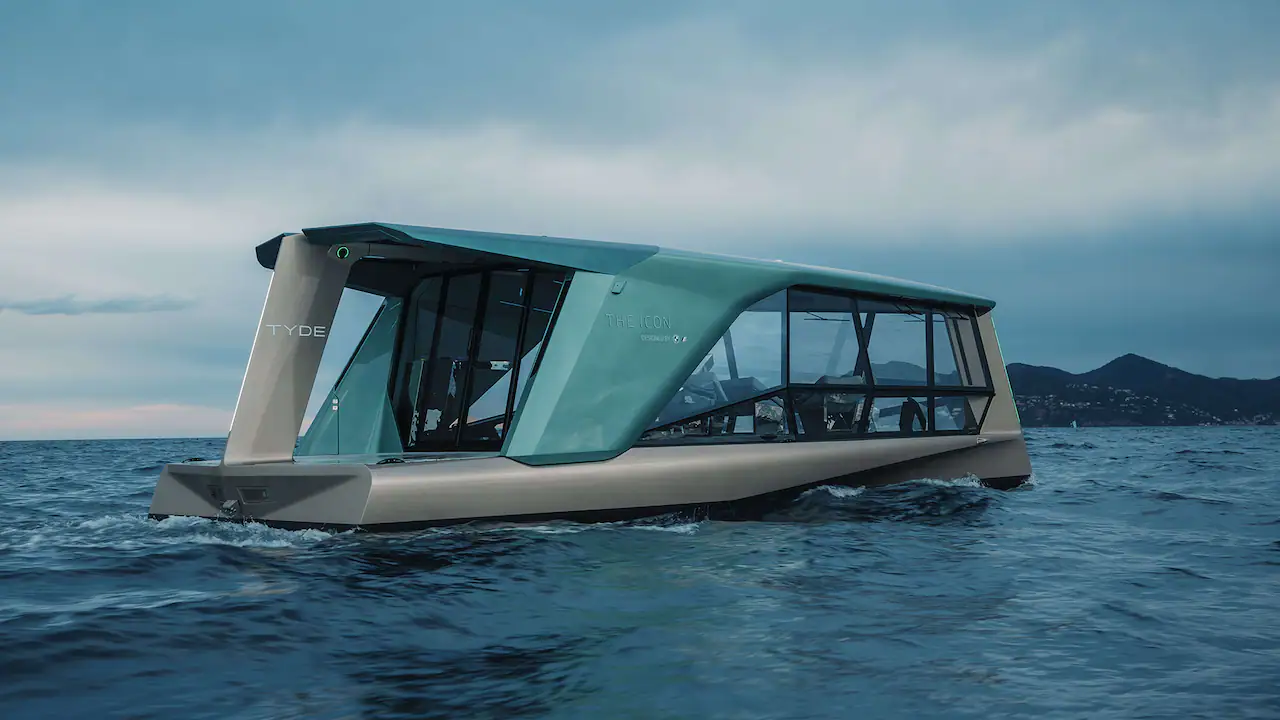 【#Car】BMW推出可持續水翼電動遊艇，打造零排放結合低奢風格的綠色載具