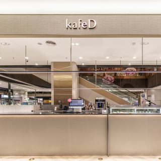 【#Environment】kafeD 咖啡滴首間永續店面進駐竹北遠百，永續空間...