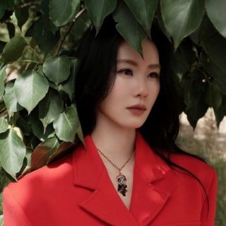 靜中帶動！Qeelin將珠寶物件做出多種面貌，隨心轉...
