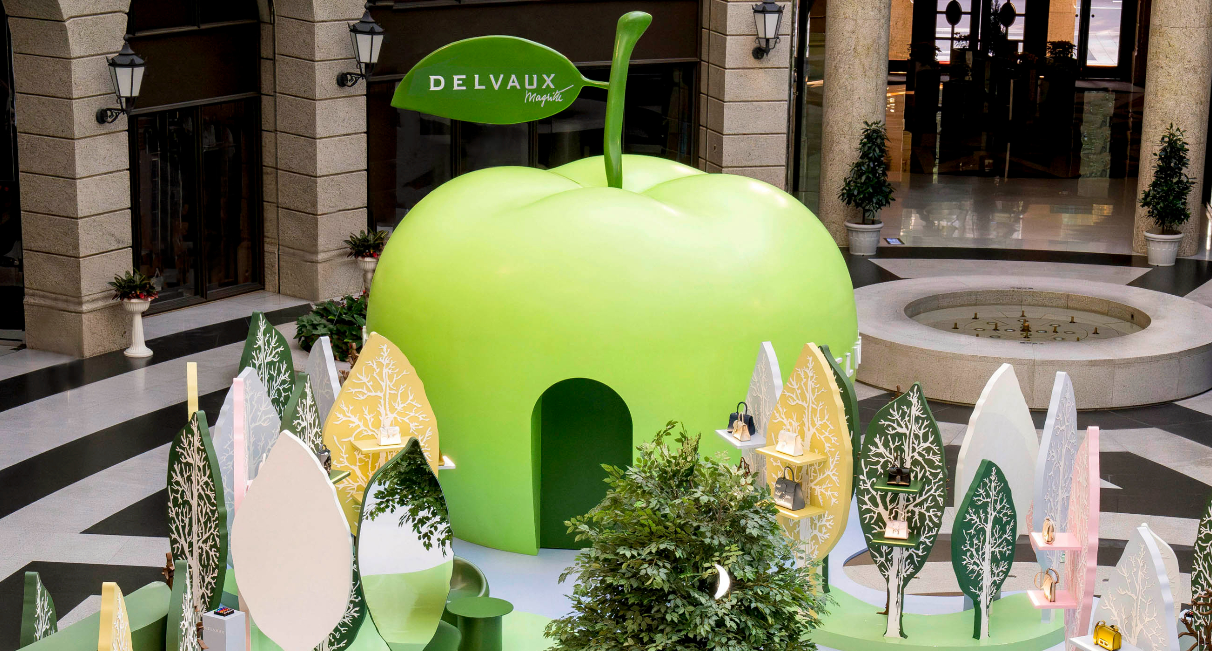 大蘋果空降Bellavita！Delvaux亞洲首站展出SUR:REAL系列，致敬超現實主義