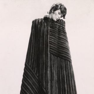 迎來100週年　女性當家創造 FENDI 橫跨百...
