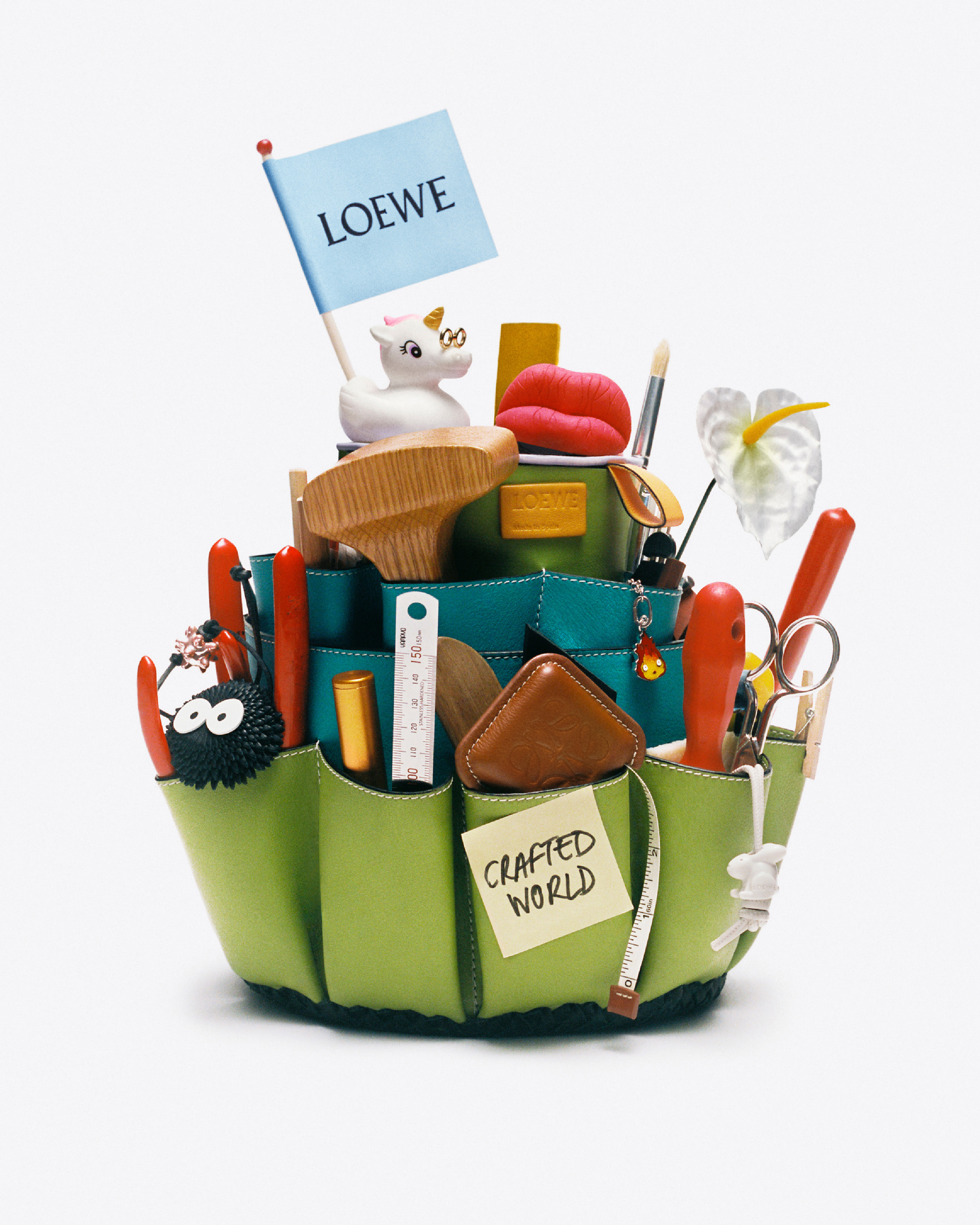 工藝才是Jonathan Anderson的最愛！LOEWE Crafted World工藝展移師東京