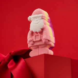 聖誕節「療癒感單品」推薦，從美酒、香氛到聖誕老人造型泡澡球，就是要趁著節日放鬆一...