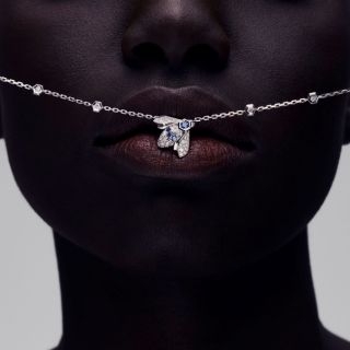 6組最有「春天感」的珠寶新作，蜜蜂、蝴蝶、瓢蟲與...