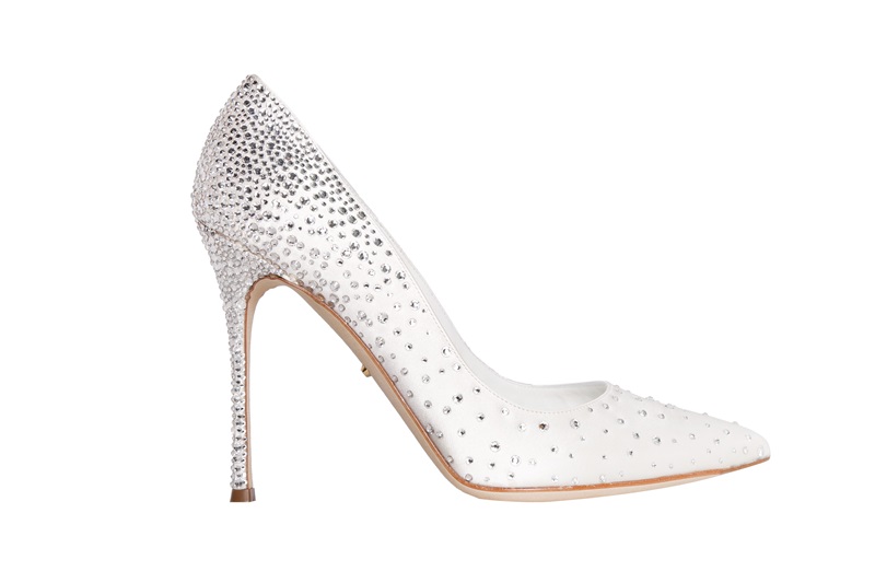 sergio rossi Bridal Collection 新娘系列 SMOKING白色緞面漸層水鑽尖頭高跟鞋 NT$82,000