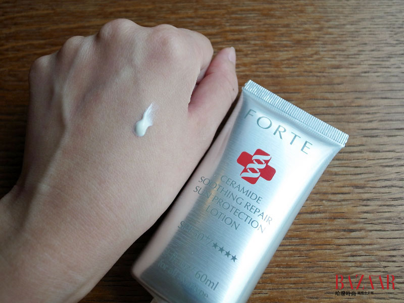 FORTE芙緹／Ceramide舒緩修護防曬乳SPF50+，60ml，售價$980