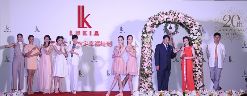 台灣精工國際股份有限公司總經理岡野浩幸與代言人林依晨率凱渥名模，共同創造專屬於女人的WOMENT幸福時刻