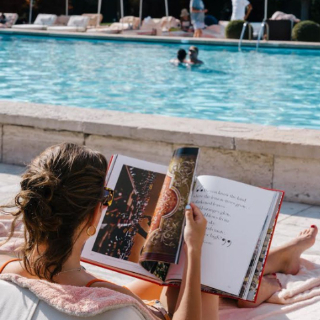 陽光、沙灘、義大利！Belmond精裝畫冊《VILLEGGIATURA ── 義大利夏日時光》記述生活的甜蜜與義式浪漫，帶你暢體驗奢華行旅的美好