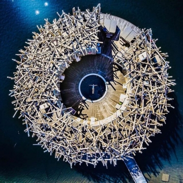 【#Good Design】漂浮北歐淨土之上的木造建築、太陽能加熱游泳池；盤點友善自然、永續發展的綠色水療酒店