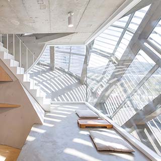 【#Good Design】南韓人氣咖啡廳 Louverwall！ 光合百葉咖啡香