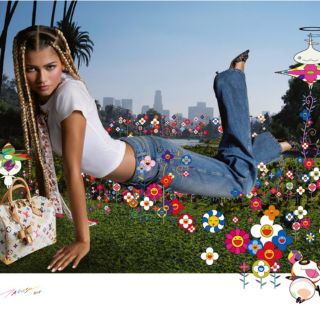 【#Fashion】Zendaya率先演繹！Louis Vuitton × 村上隆20年後重磅回歸