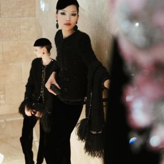 【2025-26秋冬高級訂製系列】Giorgio Armani Privé 以一場極致黑色夜宴，帶來電影般的優雅風華