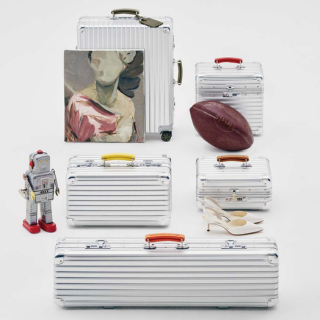 Rimowa行李箱還能這樣用！從裝酒瓶到畫筆，解鎖意想不到的收納功能