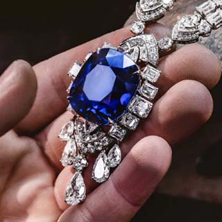 【#Jewelry】9月誕生石：蘊含高貴與仁慈的天國之寶石——藍寶石